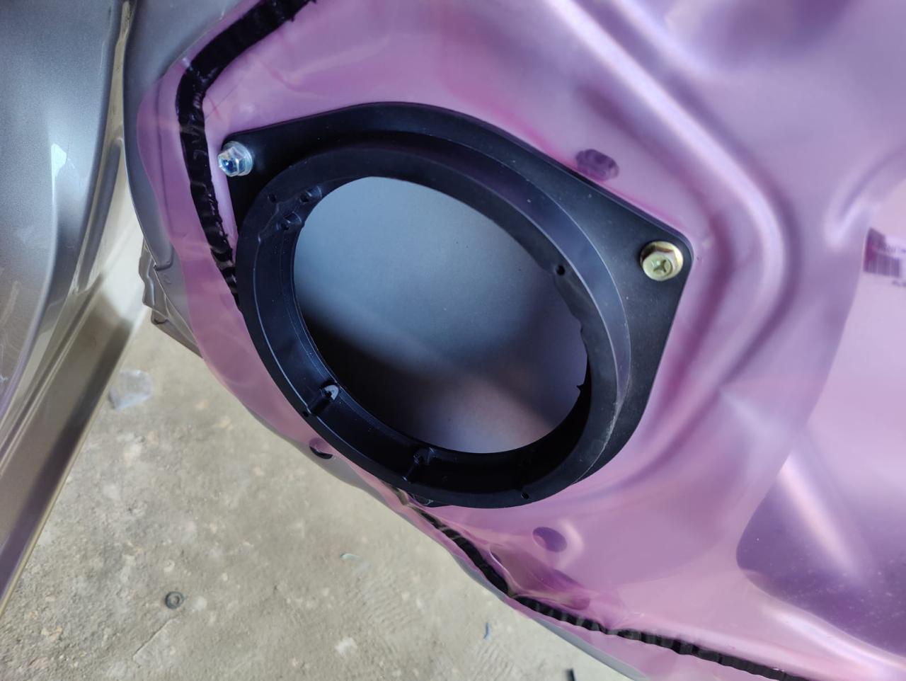 6.5 speaker bracket
